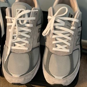 New Balance 990v5, mens gray, 11.5, 6E, like new